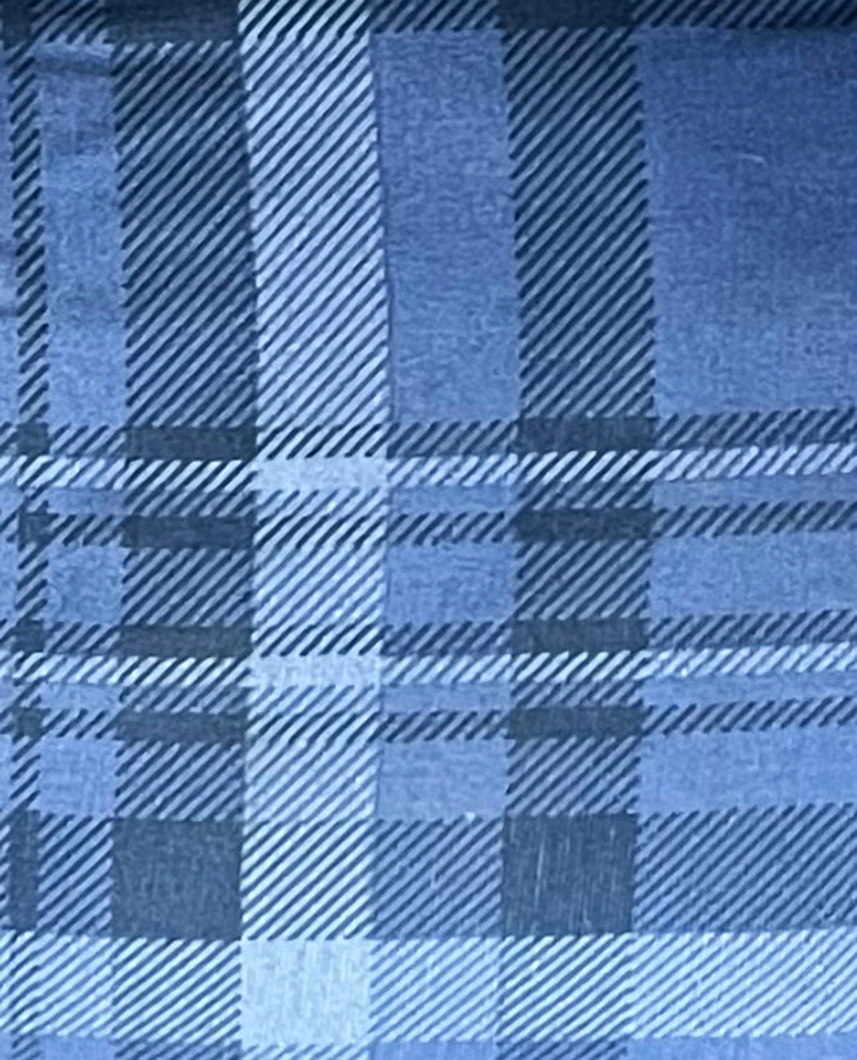 27x36 Plaid Pet Bed - Image 2