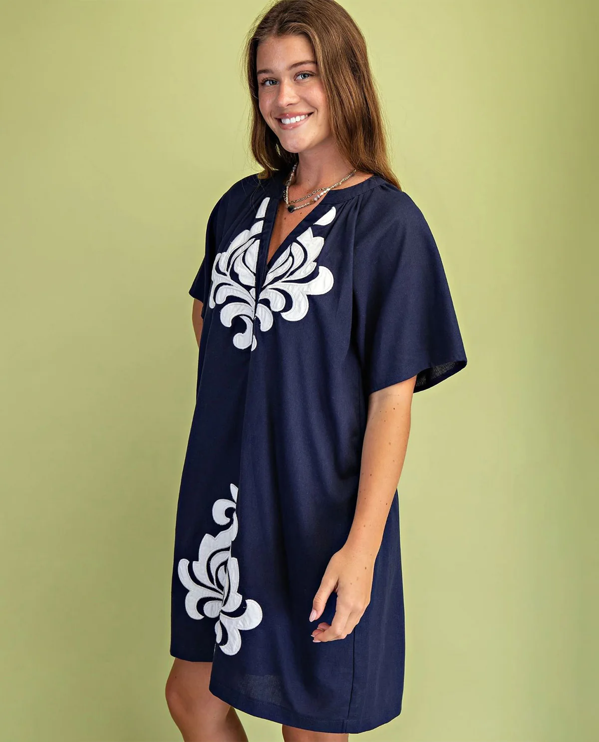 Gigio Linen Dress with Embroidery - Image 3