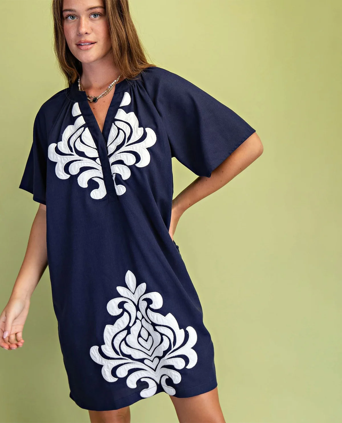 Gigio Linen Dress with Embroidery - Image 5