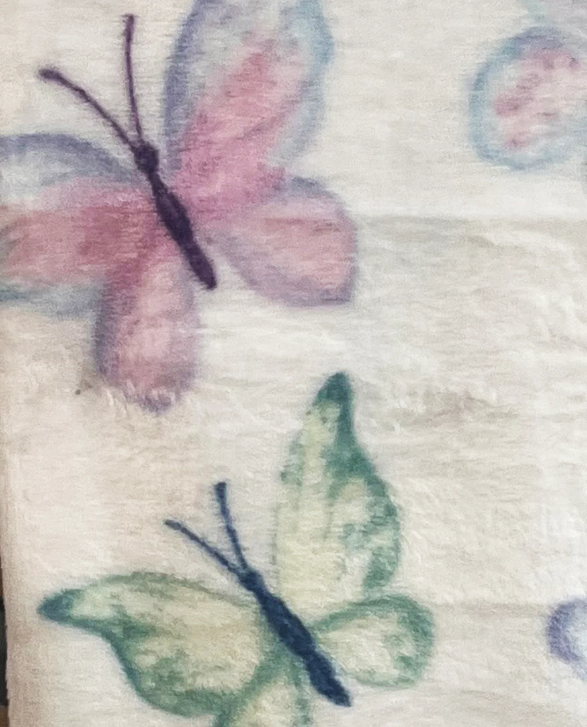Novelty 23 Printed Throws- 12 Varieties - Image 14