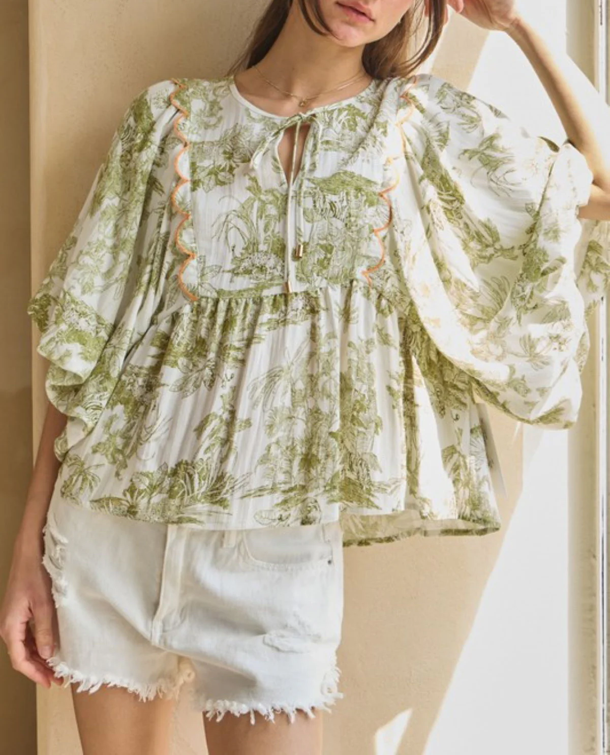 Toi Print Top with Scallop Edge - Image 4
