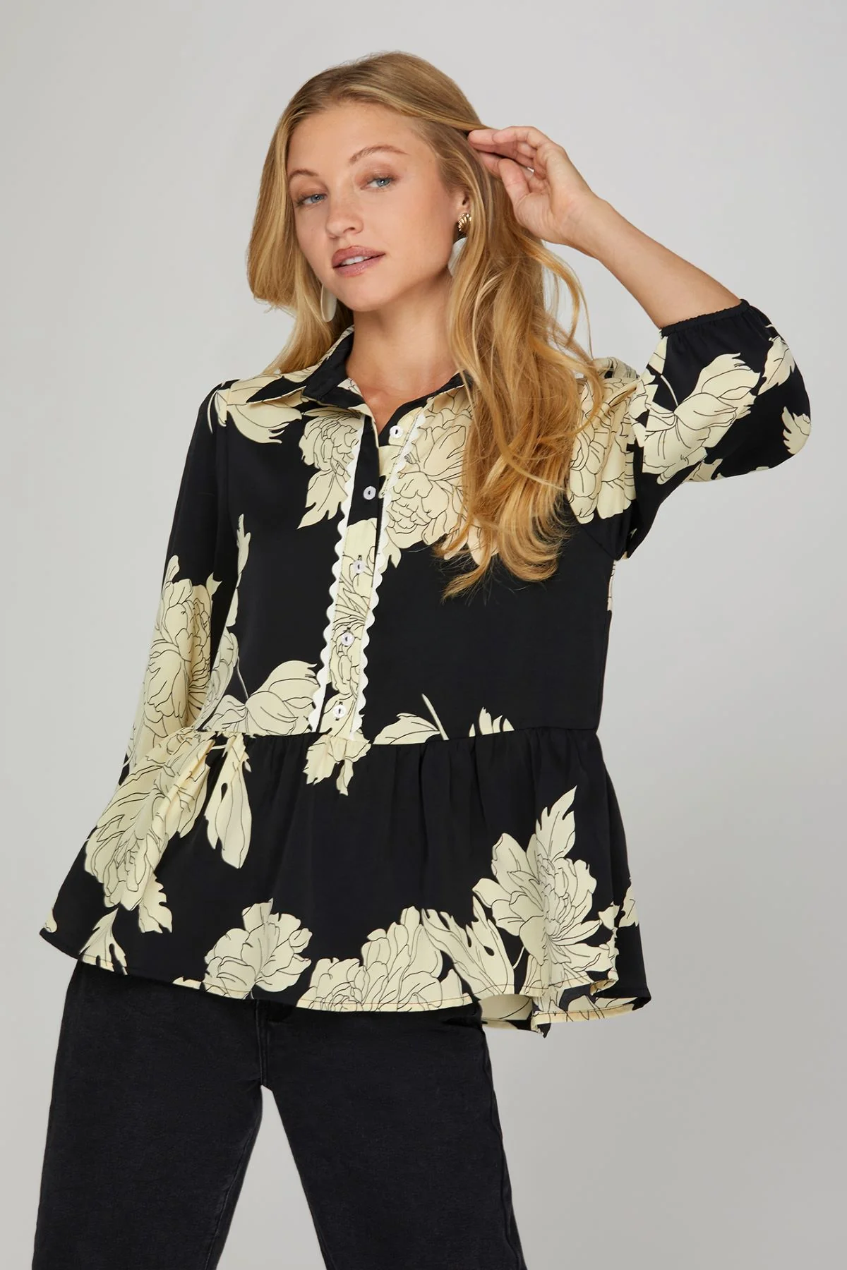 She and Sky Print Collar Button Down with Scallop Trim Blouse - Image 3