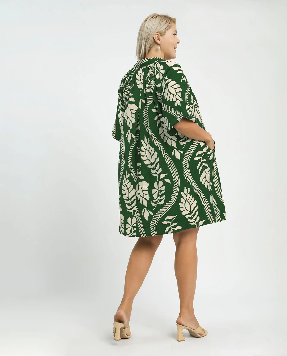 Umgee Leaf Print Collar Dress Green - Image 2