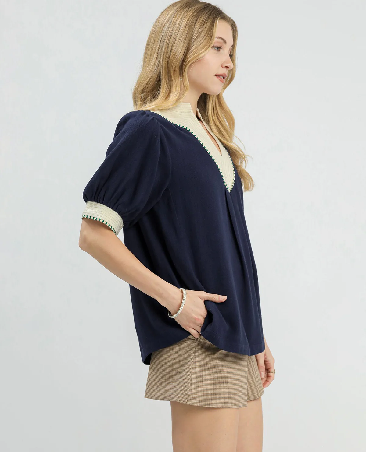Umgee Linen Blend Solid Contrast Trim Top - Image 3