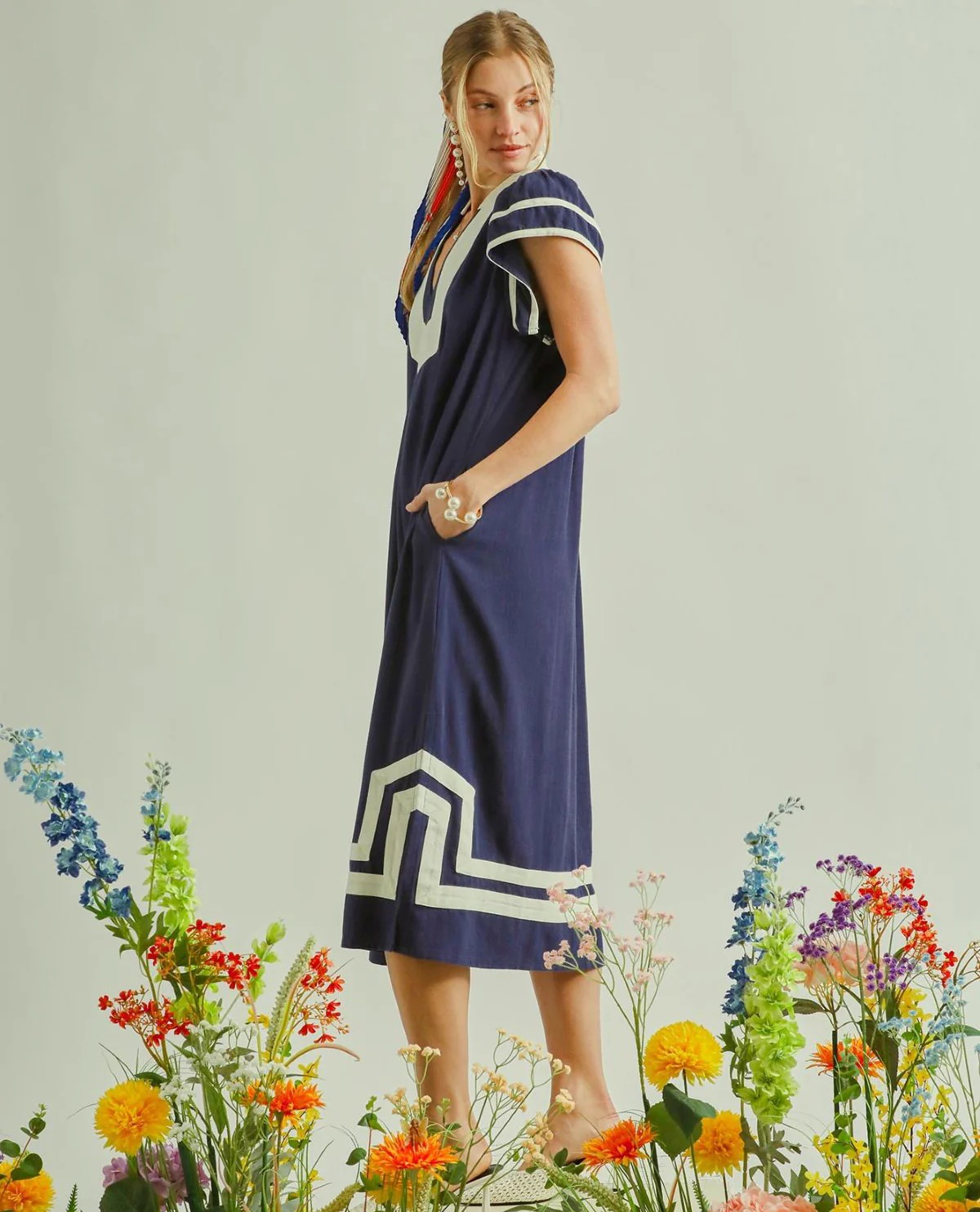 Umgee Solid Linen Dress with Contrast Trim Navy - Image 2