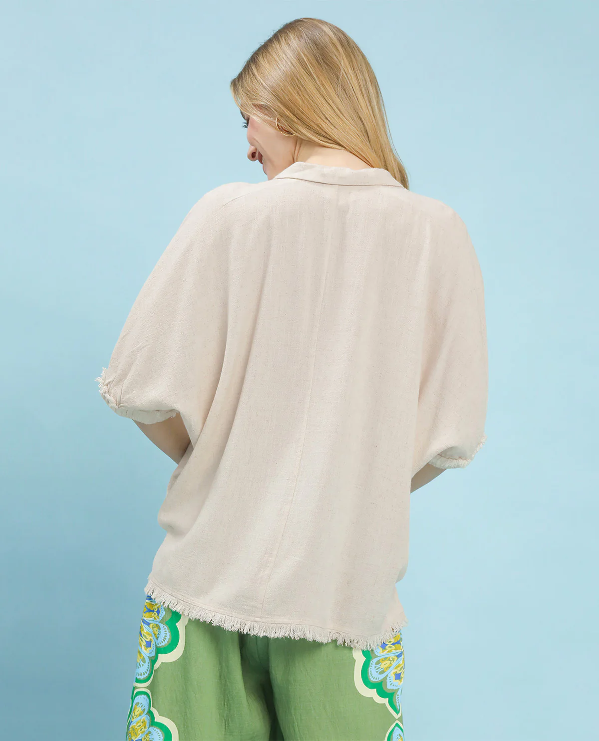 Umgee Solid Linen Top Oatmeal - Image 4